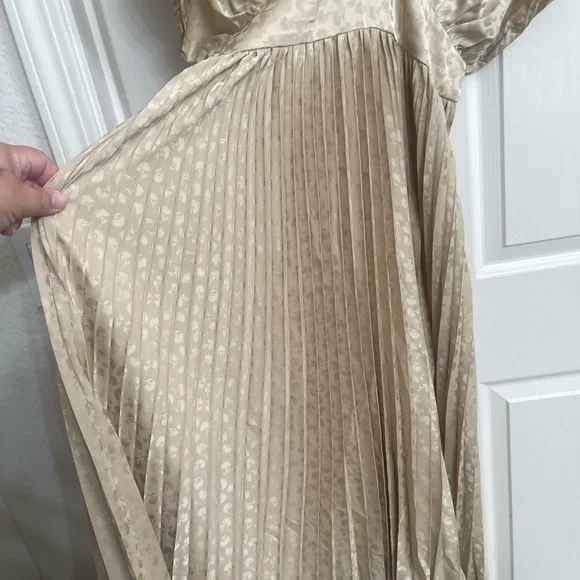 Golden Gatherings Pleated Satin Maxi Dress Size Large - Picture 9 of 10